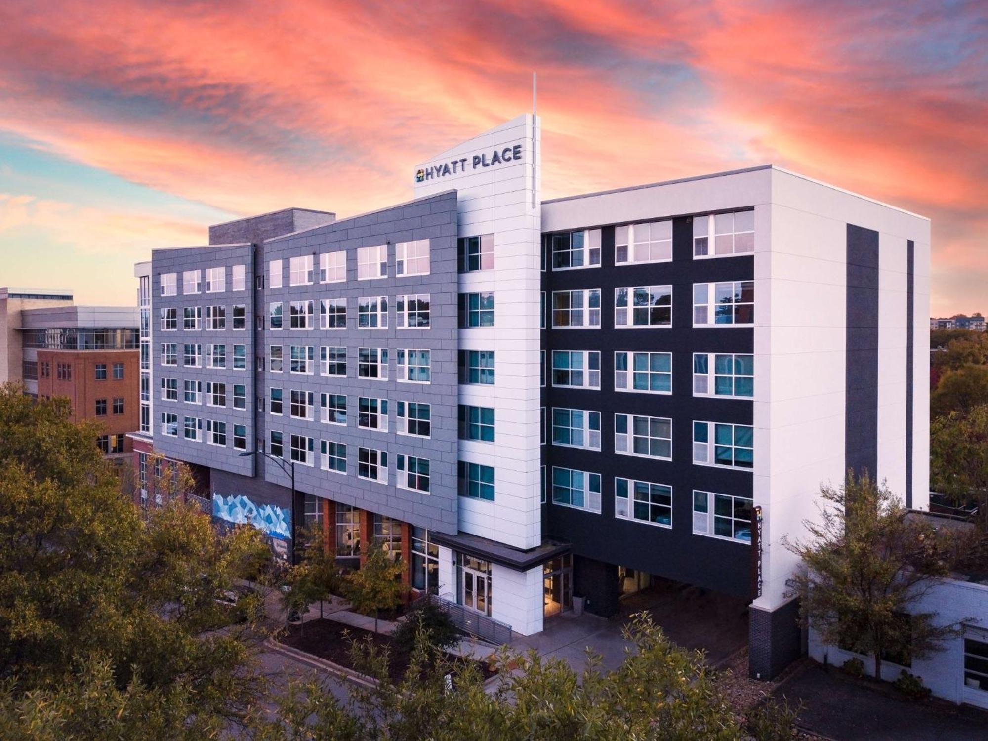 Hyatt Place Greenville Downtown Εξωτερικό φωτογραφία